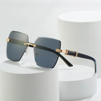 2024 Pavasario nauji personalizuoti akiniai nuo saulės Europietiški ir amerikietiški madingi dėžutės mados akiniai