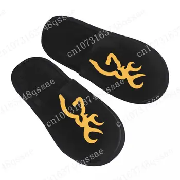 Browning logotipas Minkštas įbrėžimas su atminties putų šlepetėmis Moteriški SPA namų batai