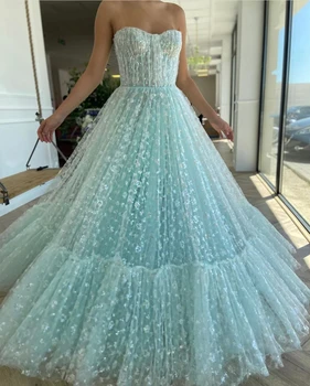 Dangaus mėlyna Maroko vakarinės suknelės A-line Sweetheart Grindų ilgis Tiulis Nėriniai Ilgas Turkija Dubajus Saudo Arabija Prom suknelės Suknelė