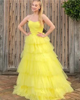 Elegantiškos ilgos geltonos mielosios vakarinės suknelės A-Line Tiulis Pakopinis grindų ilgis Korsetas Nugara Prom suknelės moterims