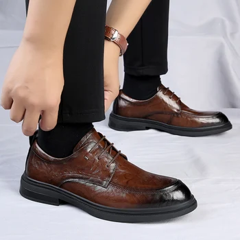 Klasikiniai retro vyriški batai Suvarstomi odiniai laisvalaikio batai Patogūs vaikščiojimo batai Lauko avalynė Loafers Verslo oficialūs vakarėlių loaferiai