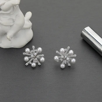 Korėjos lengvi prabangūs cirkono perlų smeigės auskarai moterims Mada Krištolo imitacija Perlų saldūs auskarai Merginos papuošalai