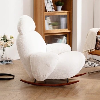 Miela ir smagi didelė balta sofa, supamoji kėdė, balkonas, svetainė, miegamasis, tinginys, laisvalaikio kėdė