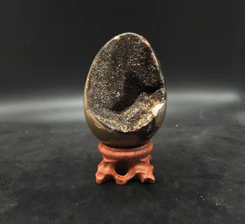 Natūralaus krištolo akmens drakono septarinio geodo kiaušinio mineralinis pavyzdys