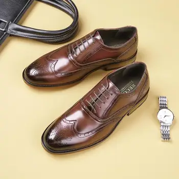 Nauji didelio dydžio keturi metų laikai brogos vyrų verslo formalūs džentelmeniški batai kvėpuojantys vakarėlių vestuviniai bateliai V1.11