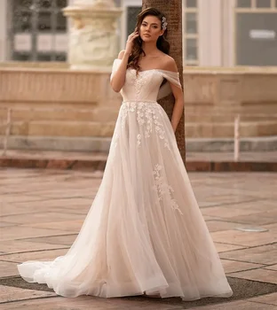 Paprasta A linijos vestuvinė suknelė Tiulis Mieloji Su nuo pečių Berankovėmis nėrinių aplikacija Grindų ilgis Šlavimo traukinys Nuotakos suknelė
