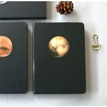Planet Graffiti Black Cardbook Notebook Minimalistinis kietas viršelis Juodas vidinis puslapis Kanceliarinės prekės Dovana Korėjos vadovai Mokyklos dienoraščio knyga
