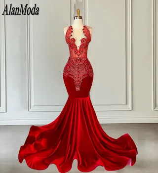 Sexy Red Velvet Prom suknelės 2023 Sparkly Beaded Diamond Mermaid Party Gowns Sheer Neck Vestidos de Graduación