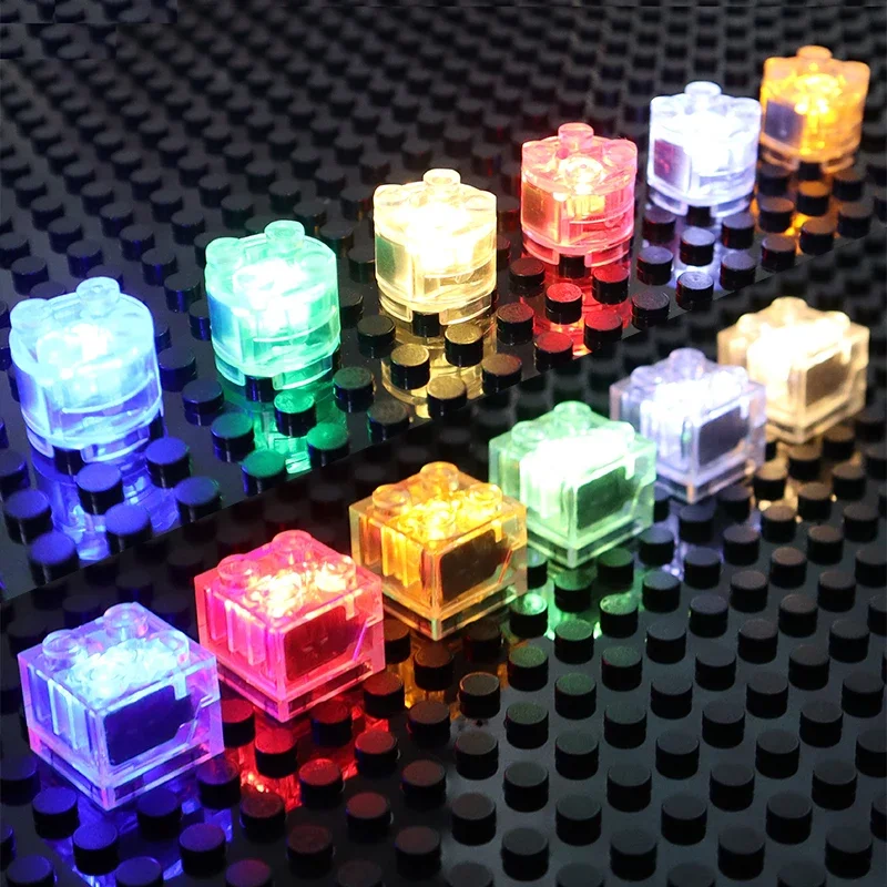 statybiniai blokai 2x2 taškų LED spalvingi priedai Klasikiniai mirksintys kūrybiniai MOC plytų miesto gatvių šviestuvai Dalys