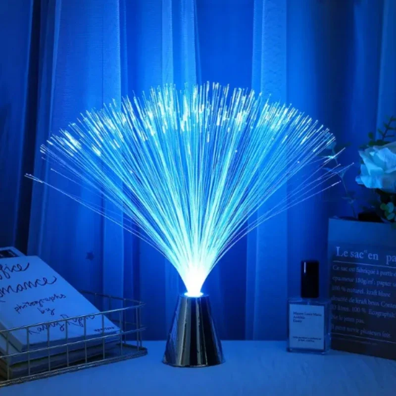 Daugiaspalvis keičiamas LED šviesolaidis Gėlių šviesos fontanas LED šviesolaidinis kištukas naktinėje šviesoje mirksi