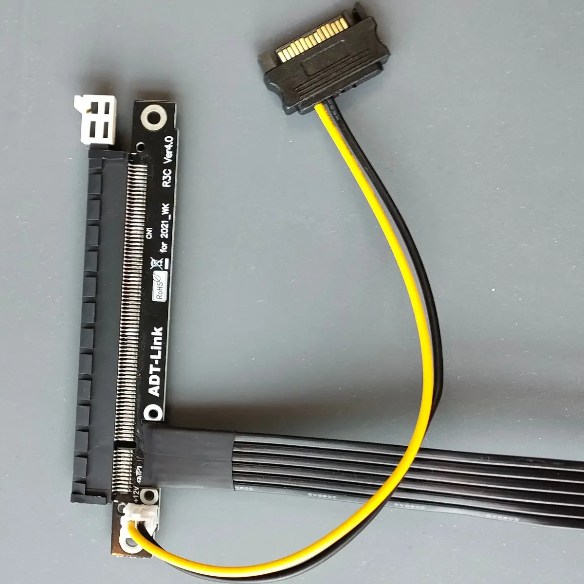 ADT-Link PCIExpress 4.0 X1 į X16 vaizdo plokštės stovo kabelis PCIe 1x 16x 4.0 GPU kasybos prailginimo kabelis NVidia AMD vaizdo plokštei