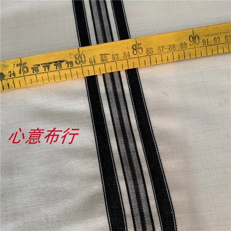 Featured Milky White Black Stripe Mao Su pozicionavimas Plonas vilnonis pavasario ir rudens sijonas Šalikas Siuvimo dizainerio audinys