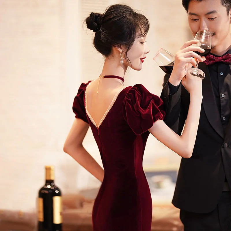 Nuotakos vakarinė vakarėlio suknelė Žuvies uodega Burgundijos skrudinti drabužiai Slim Fit stilius 2023 m. Rudens žiema Naujas Prom Long Velvet Cheongsam