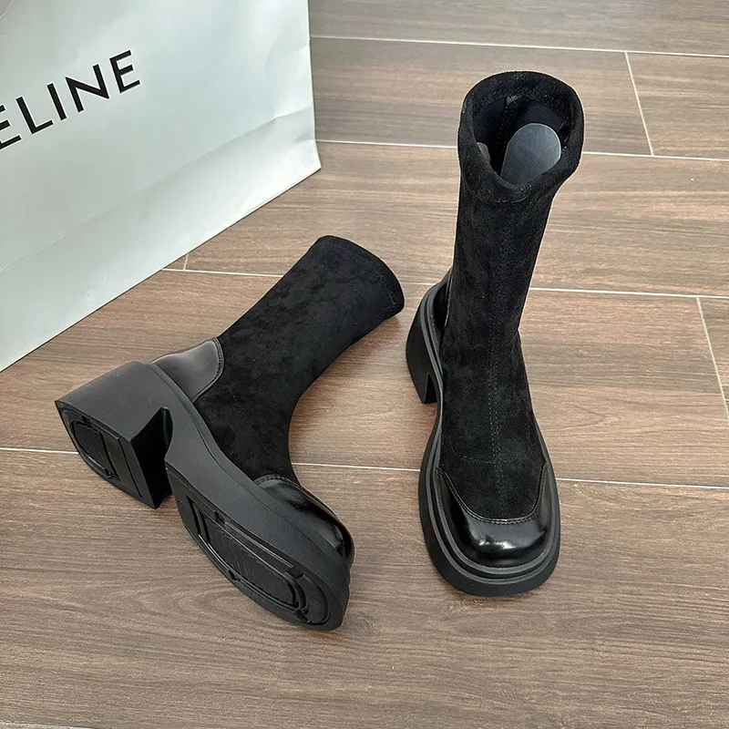 2023 Rudens žiemos platformos batai moterims Pulko padidinimas Juodi elastingi vidutinio blauzdos batai Moteriška mada Laisvalaikio nauji dizainerio batai