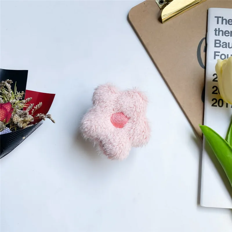 3D gėlių šiltas pliušinis išplečiamas mobiliojo telefono laikiklis INS korėjietiška sulankstoma rankena Tok lizdas Piršto žiedo laikiklio priedai