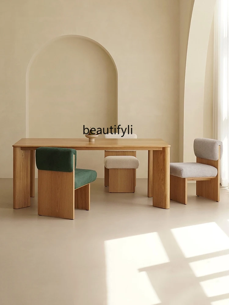 Medžio masyvo valgomojo stalas Modernus minimalistinis stačiakampis valgomojo stalas Raudonojo ąžuolo rašomasis stalas Nakvynės namai Viešbučio namų stalo ir kėdės derinys