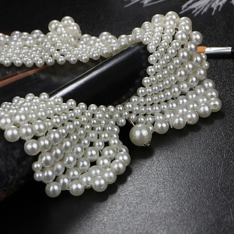 Moterų papuošalų grandinėlės Perlų karoliukai Nėrinių apdaila Apykaklės juostelės Karoliai Vestuviniai papuošalai drabužiams Vestuvinė suknelė