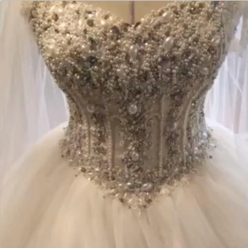 Princesės kamuolinė suknelė Prabangūs sunkūs perlai Karoliukais Vestuvinės suknelės Mielaširdingi baliniai marškiniai plius dydžio chalatas Mariée nuotakos chalatai
