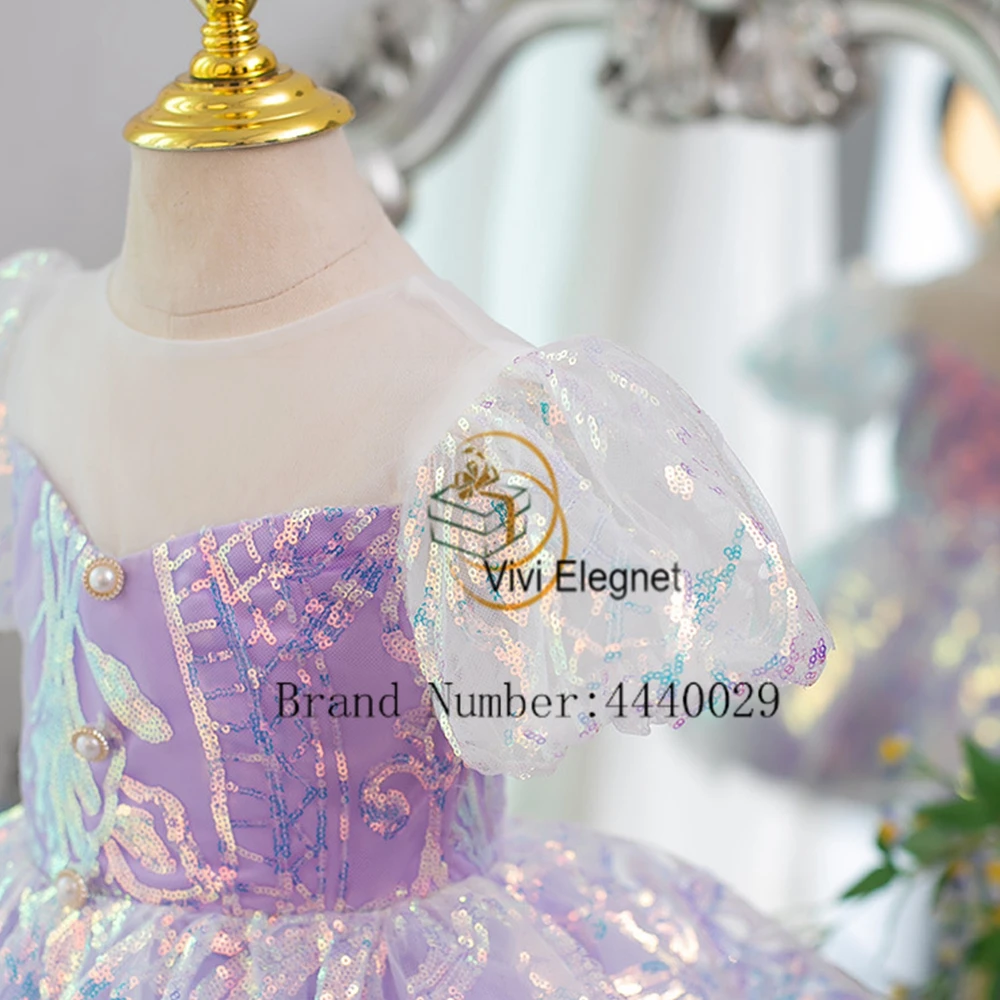 Violetinė A linija Gėlių mergaičių suknelės su karoliukais 2023 Vasaros kelio ilgio pūstomis rankovėmis chalatas Gėlių merginos فلور فتاة اللباس Nauja