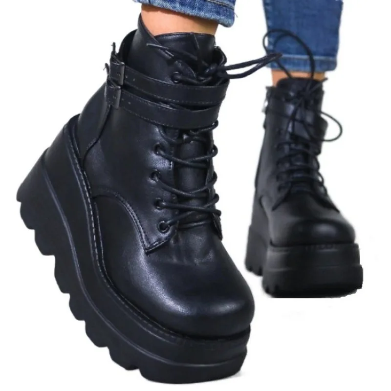 2023 Karšto išpardavimo batai moterims Rudens moteriški batai Vienspalviai apvalūs kojų pirštai Suvarstomi aukštakulniai Platforma Vandeniui atsparūs madingi batai
